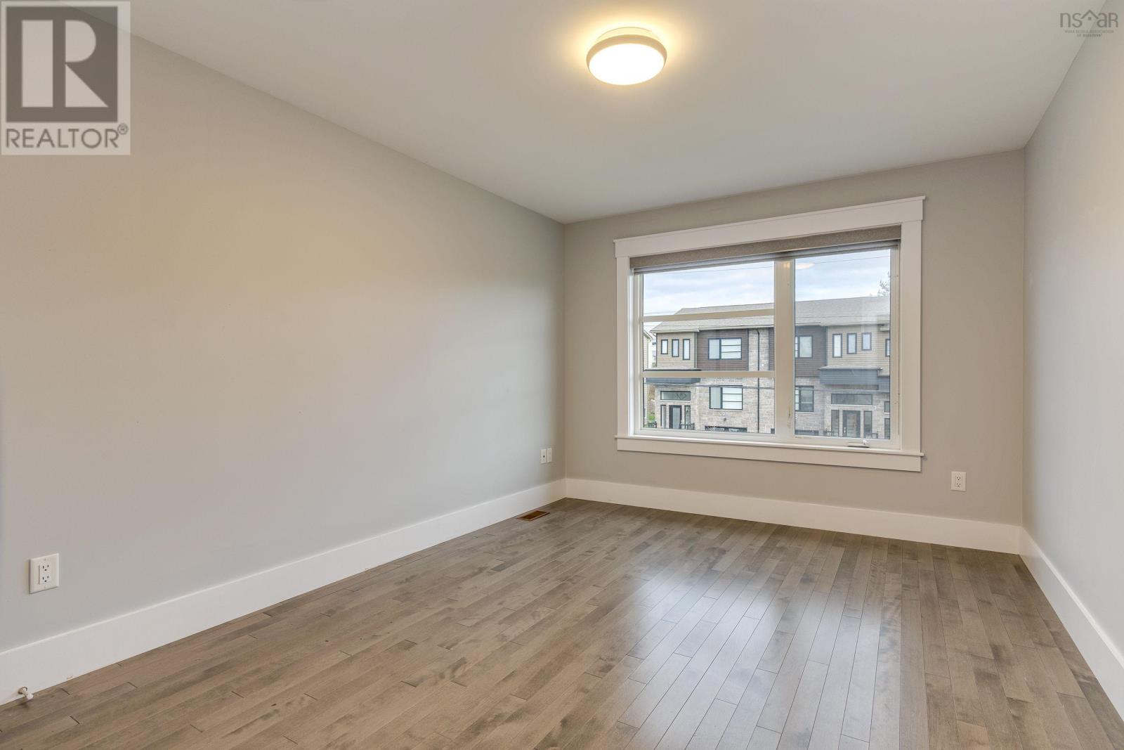 Property 26 of 47 of 99 Tilbury Avenue