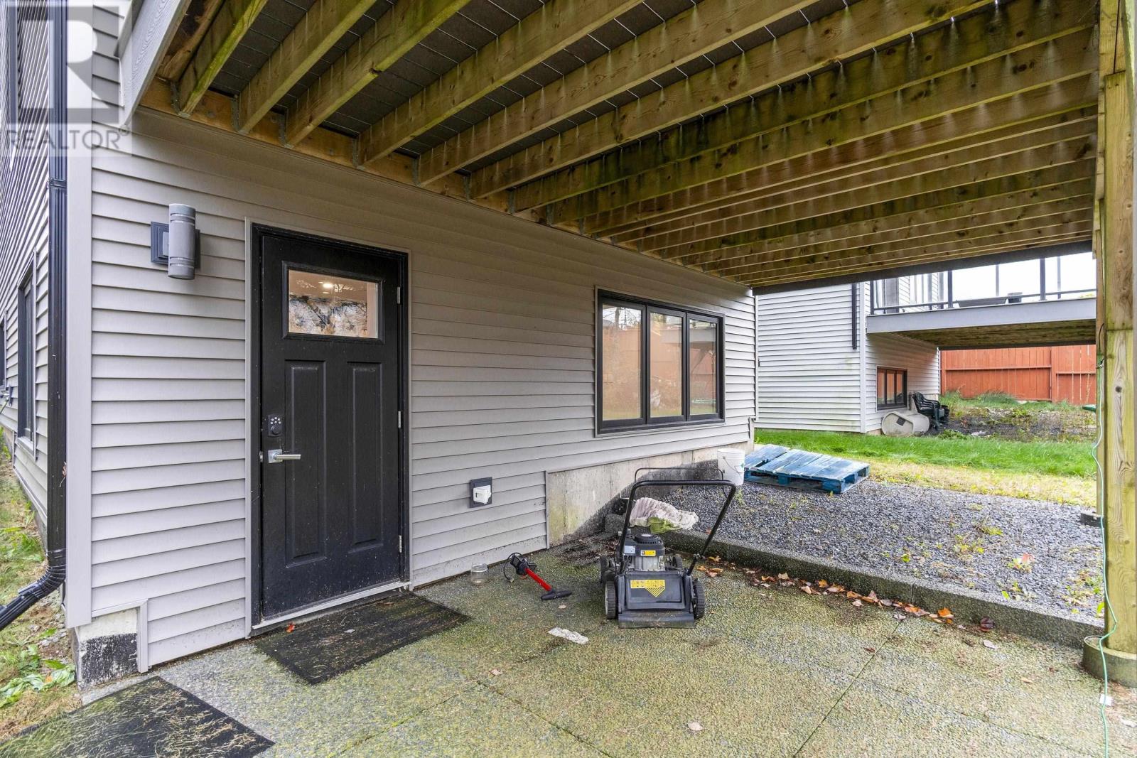 Property 22 of 47 of 99 Tilbury Avenue