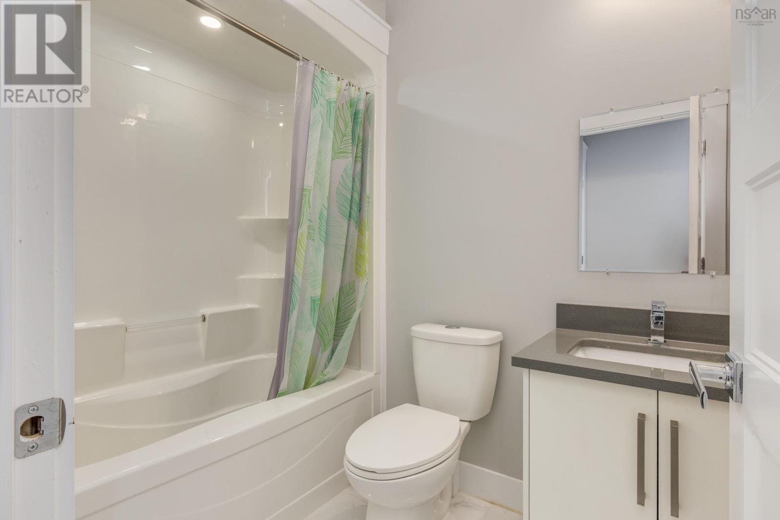 Property 23 of 47 of 99 Tilbury Avenue