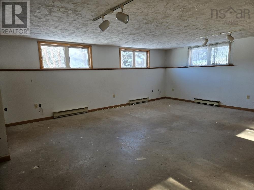 Property 7 of 23 of 111 Maxner Drive