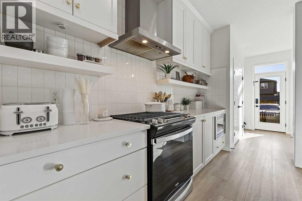 Single Family House for Sale in  Wolf Creek Manor SE Wolf Willow Calgary 