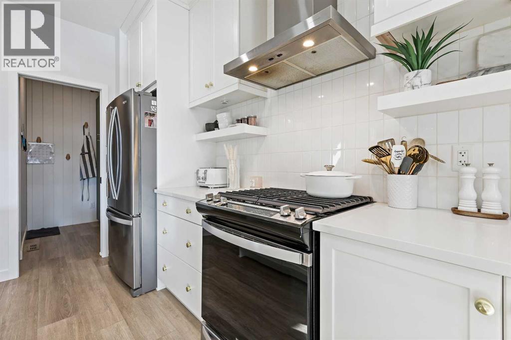 Single Family House for Sale in  Wolf Creek Manor SE Wolf Willow Calgary 