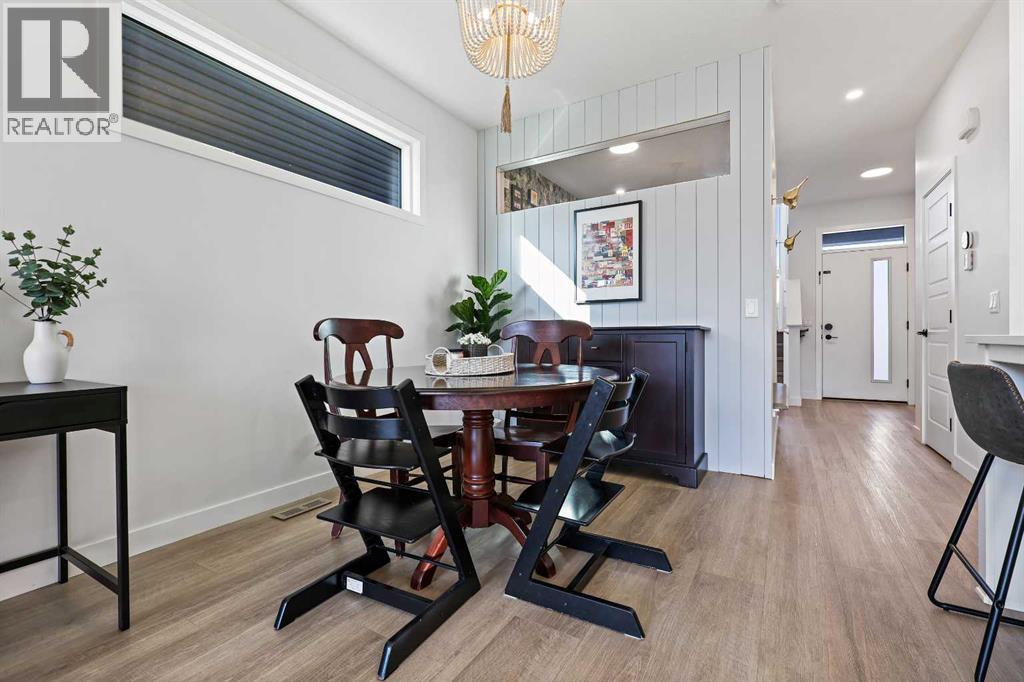 Single Family House for Sale in  Wolf Creek Manor SE Wolf Willow Calgary 