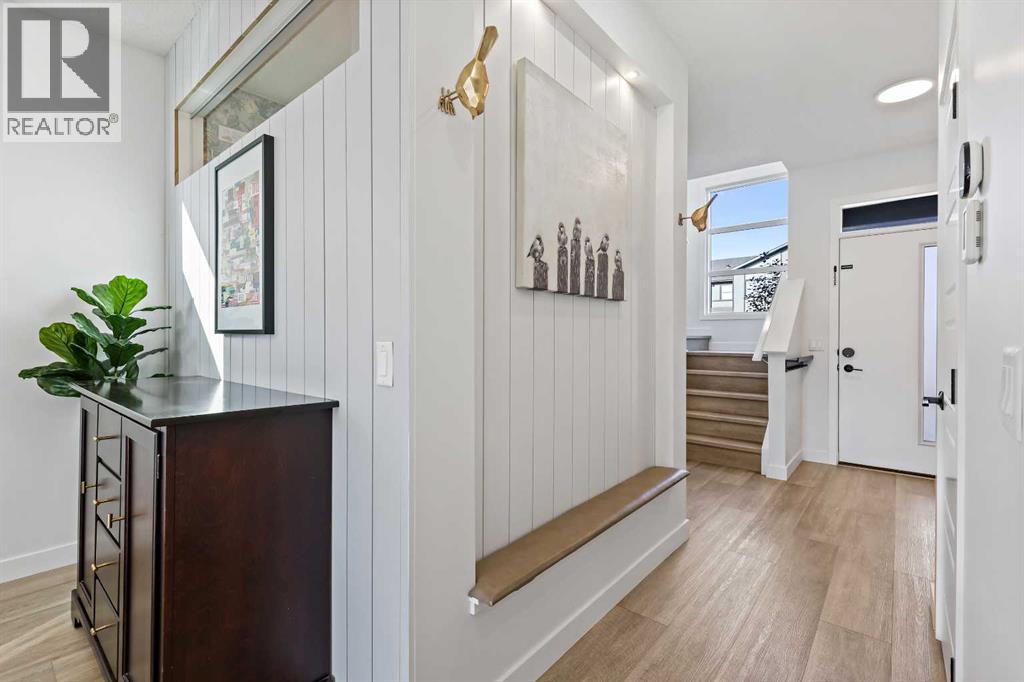 Single Family House for Sale in  Wolf Creek Manor SE Wolf Willow Calgary 