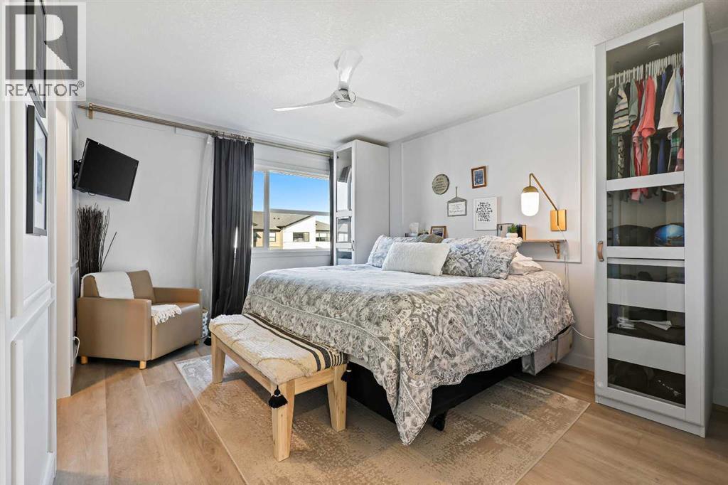 Single Family House for Sale in  Wolf Creek Manor SE Wolf Willow Calgary 