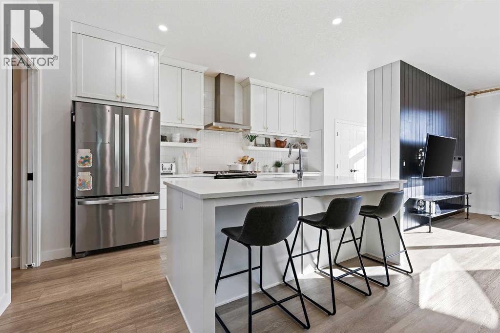 Single Family House for Sale in  Wolf Creek Manor SE Wolf Willow Calgary 