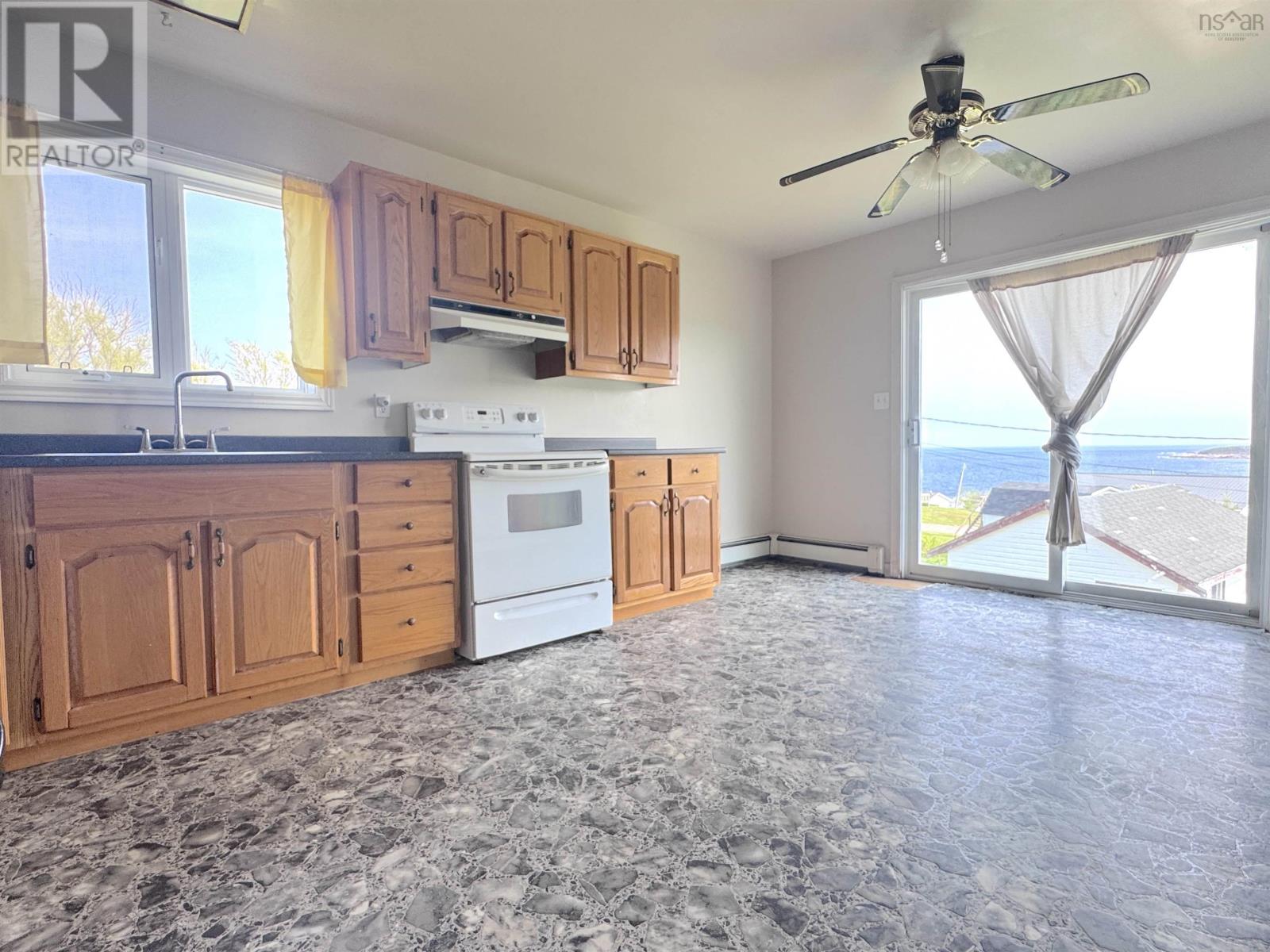 Property 11 of 41 of 17 Cyrils Drive