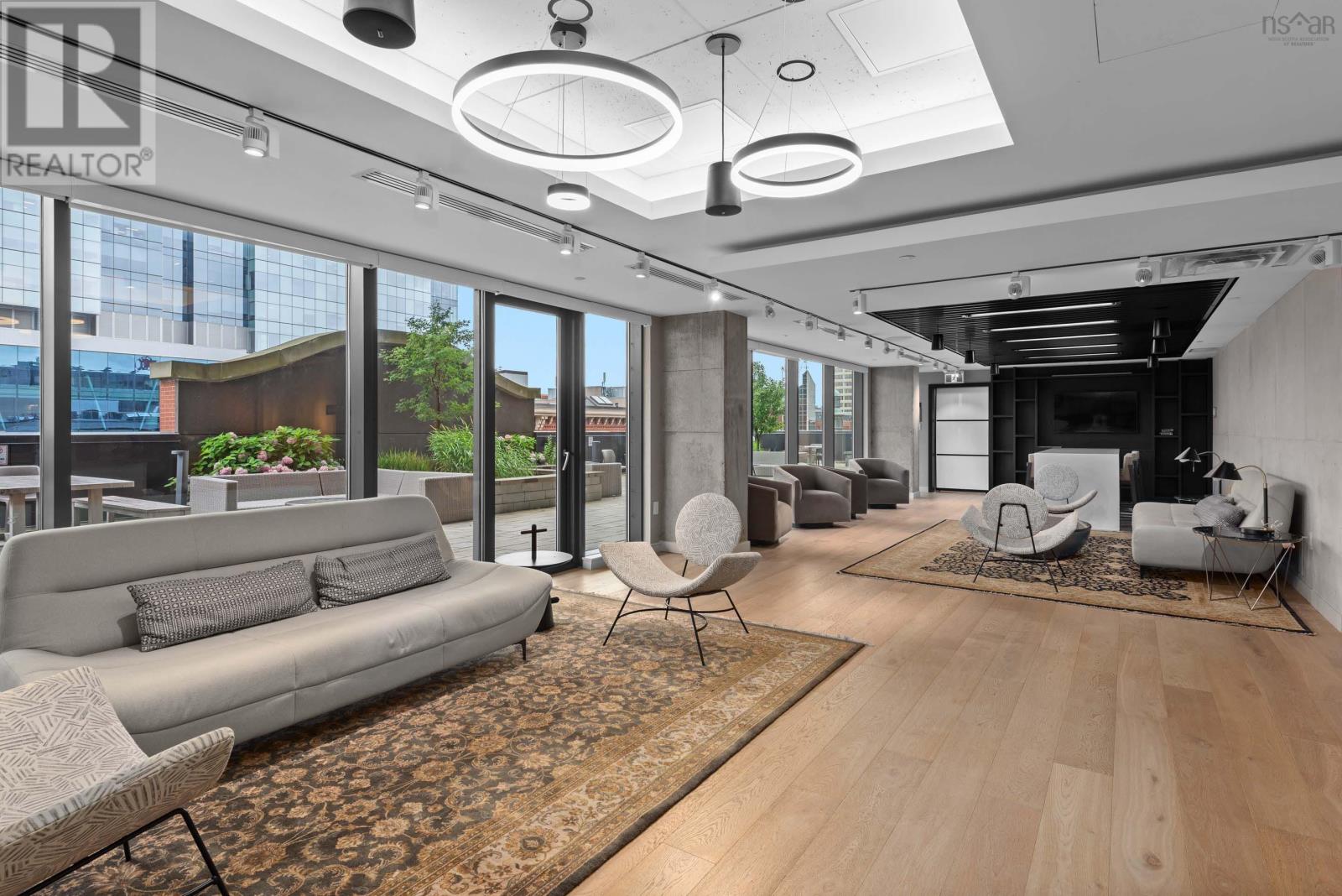 Property 31 of 36 of 1006 1650 Granville Street