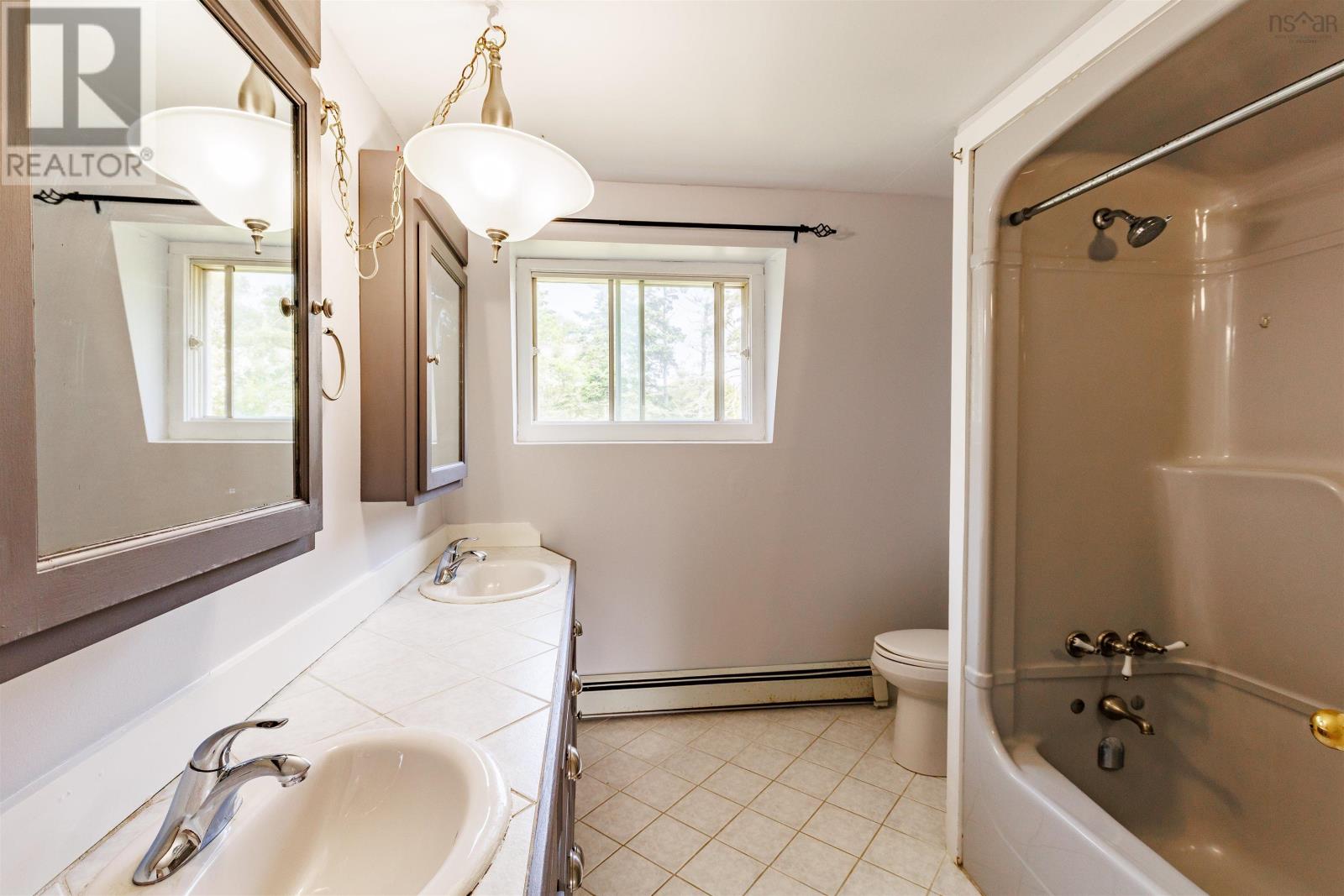 Property 17 of 27 of 2113 334 Highway