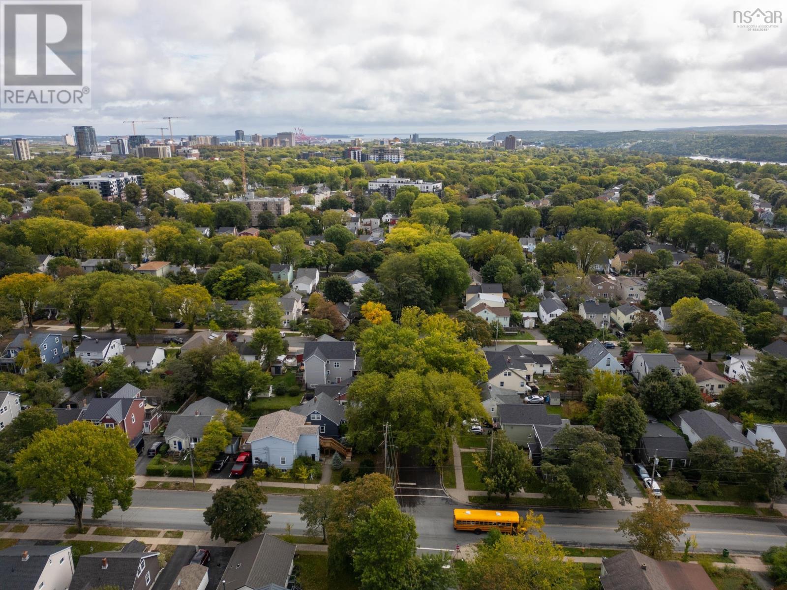 Property 26 of 50 of 2793 Connolly Street