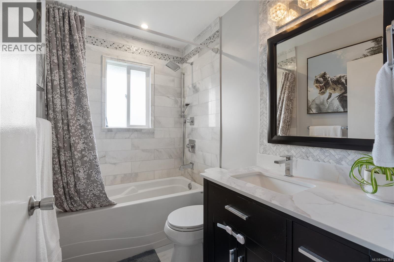  3235 Admirals Road, Saanich