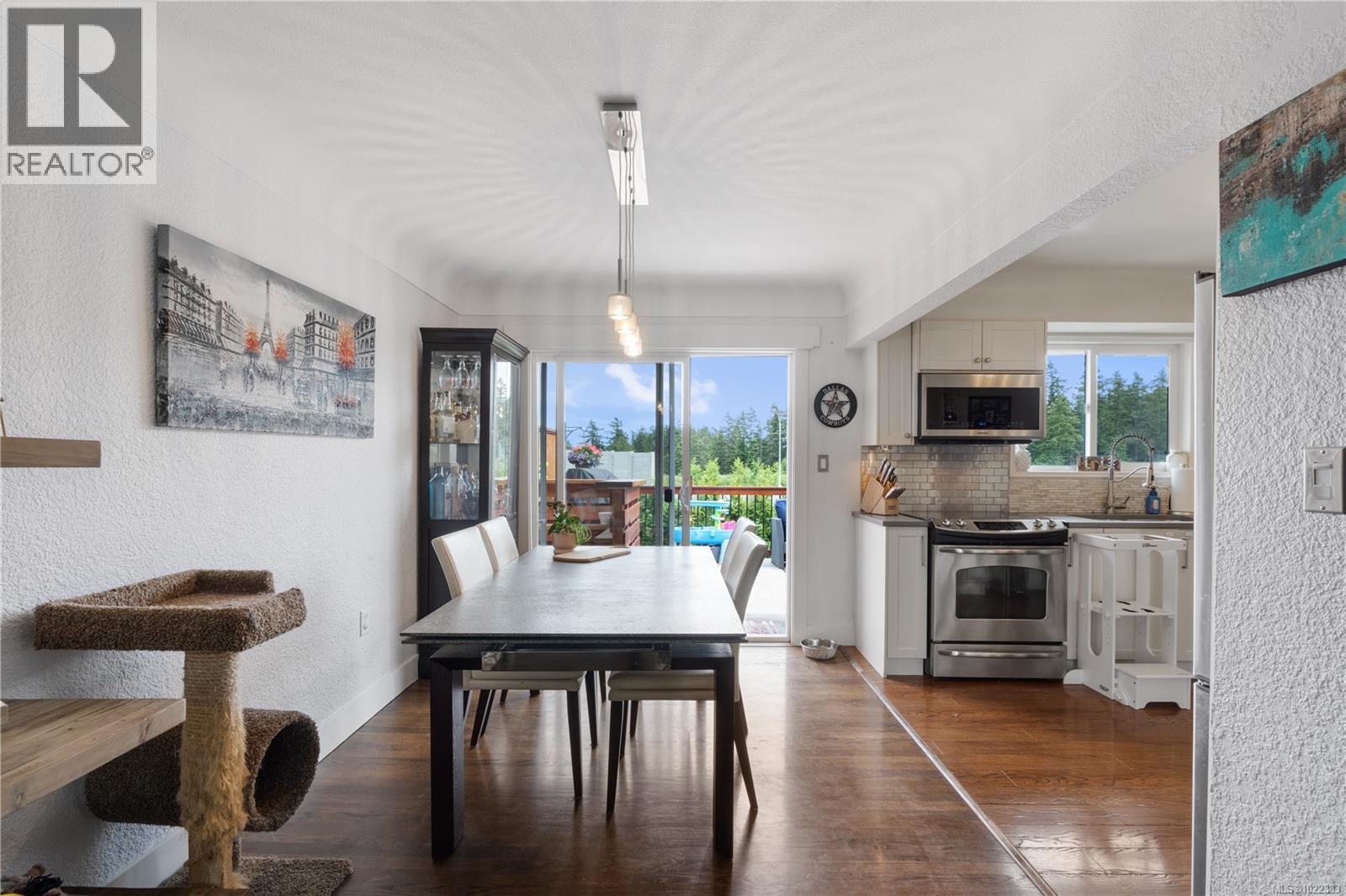  3235 Admirals Road, Saanich