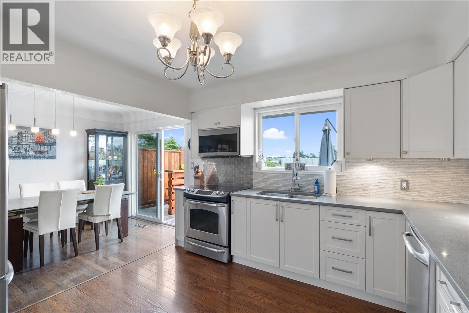  3235 Admirals Road, Saanich