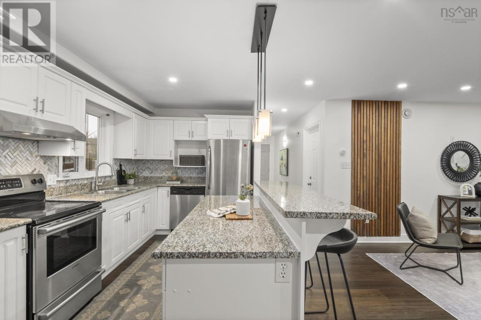 Property 32 of 45 of 1 Glenbourne Court