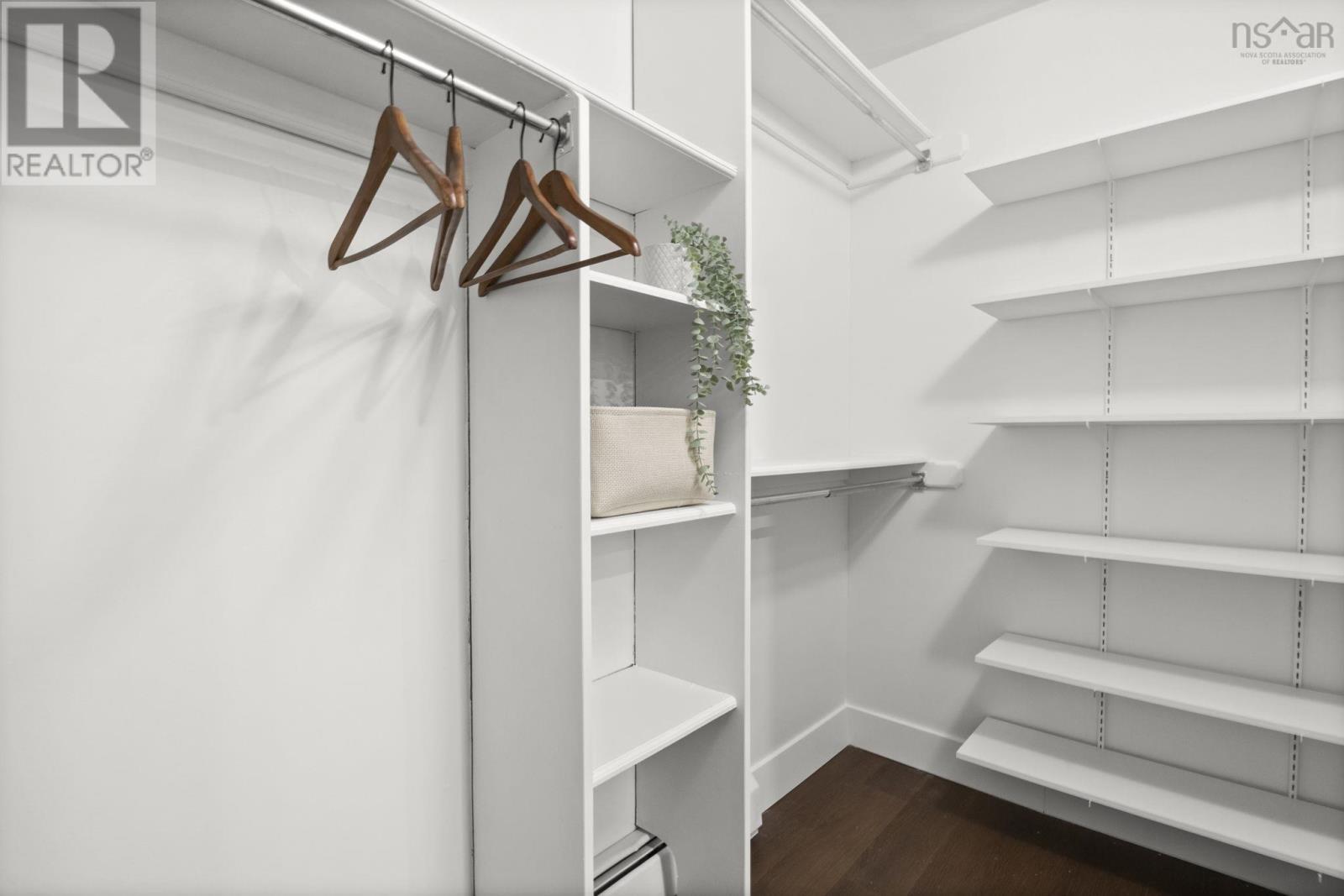 Property 27 of 45 of 1 Glenbourne Court