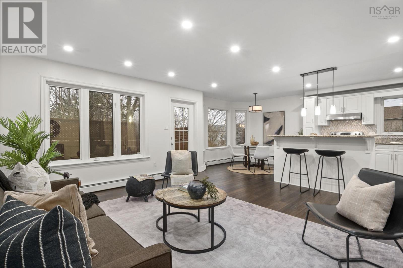 Property 3 of 45 of 1 Glenbourne Court