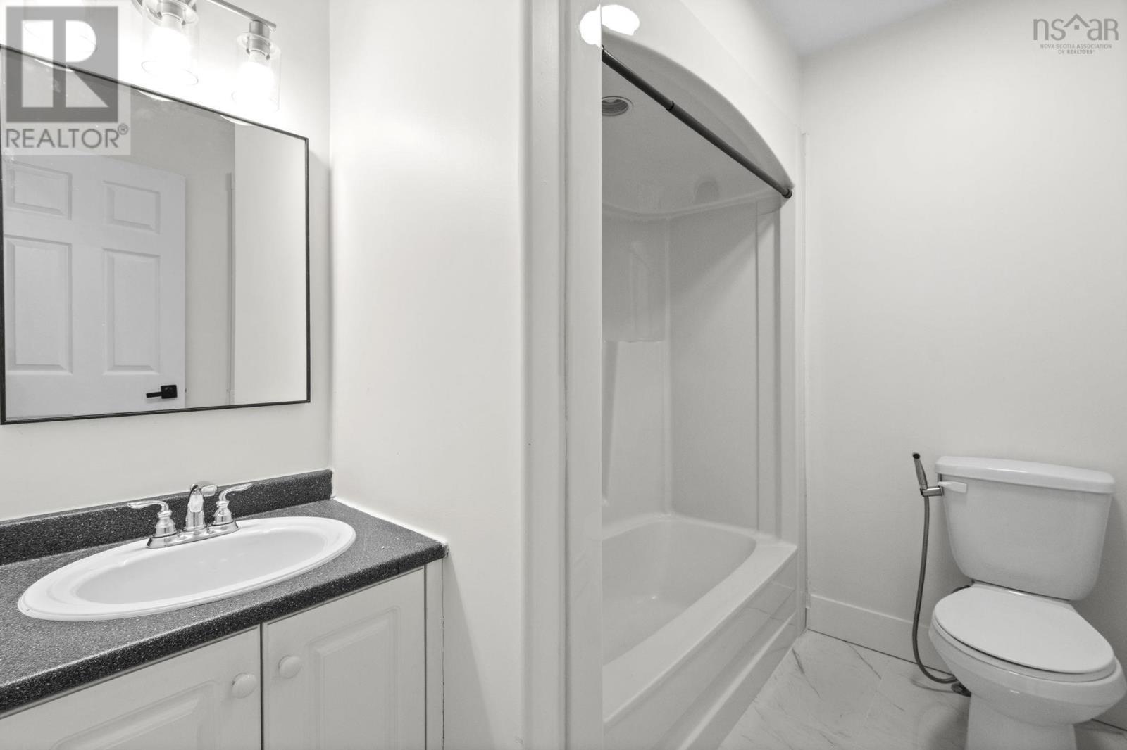 Property 22 of 45 of 1 Glenbourne Court