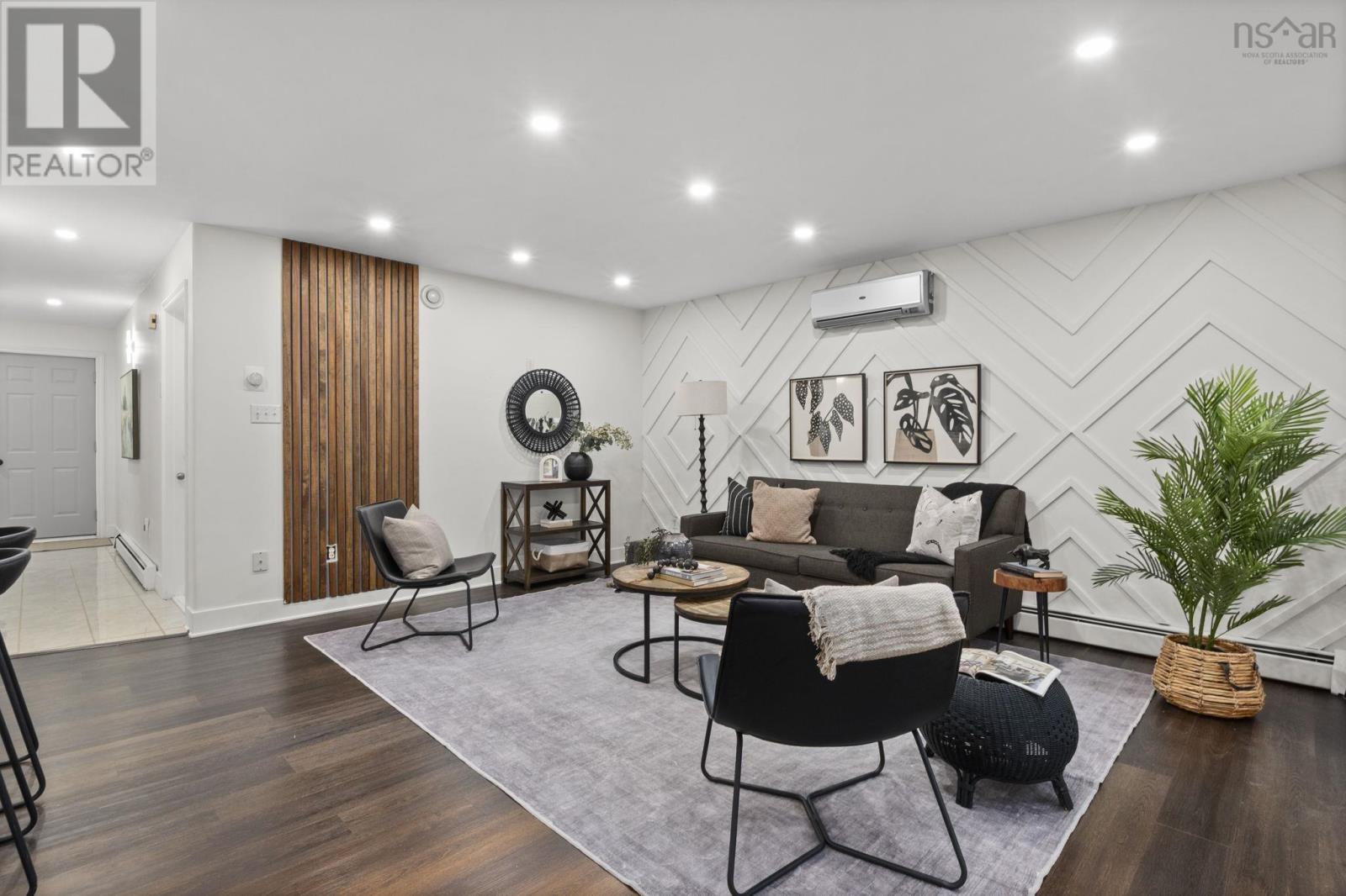 Property 35 of 45 of 1 Glenbourne Court