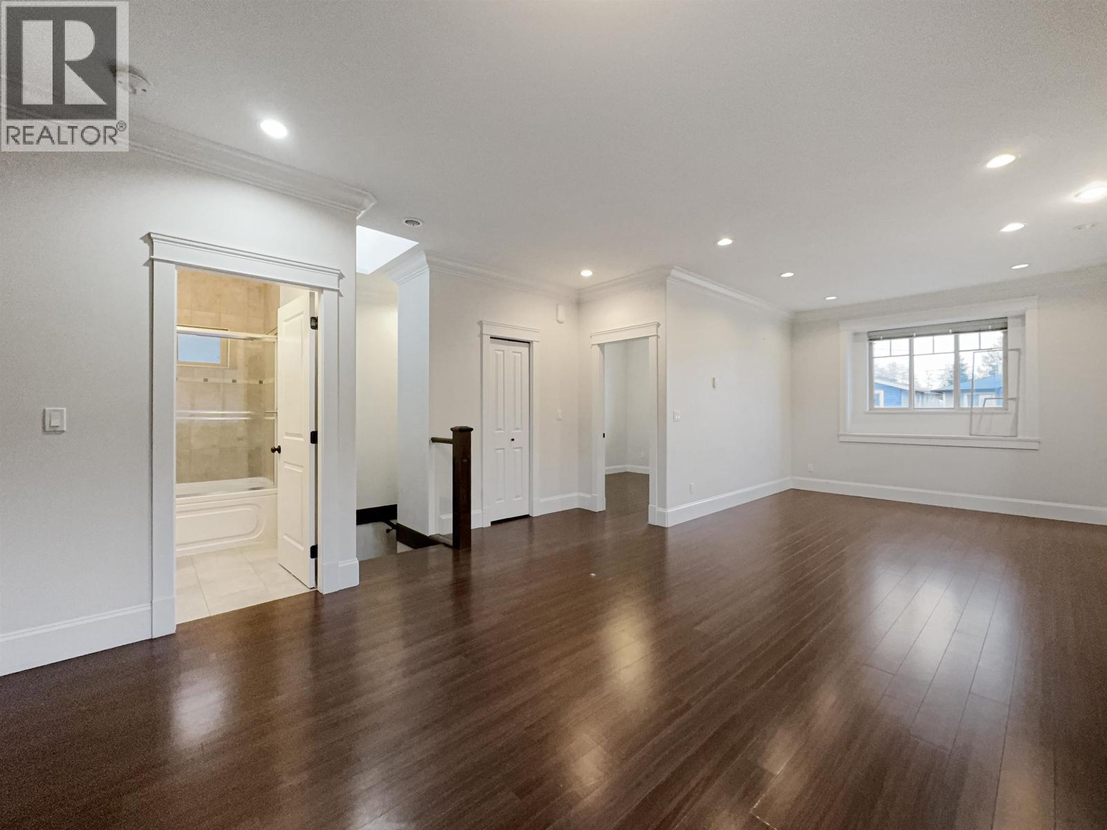 6975 DUNBLANE AVENUE, Burnaby