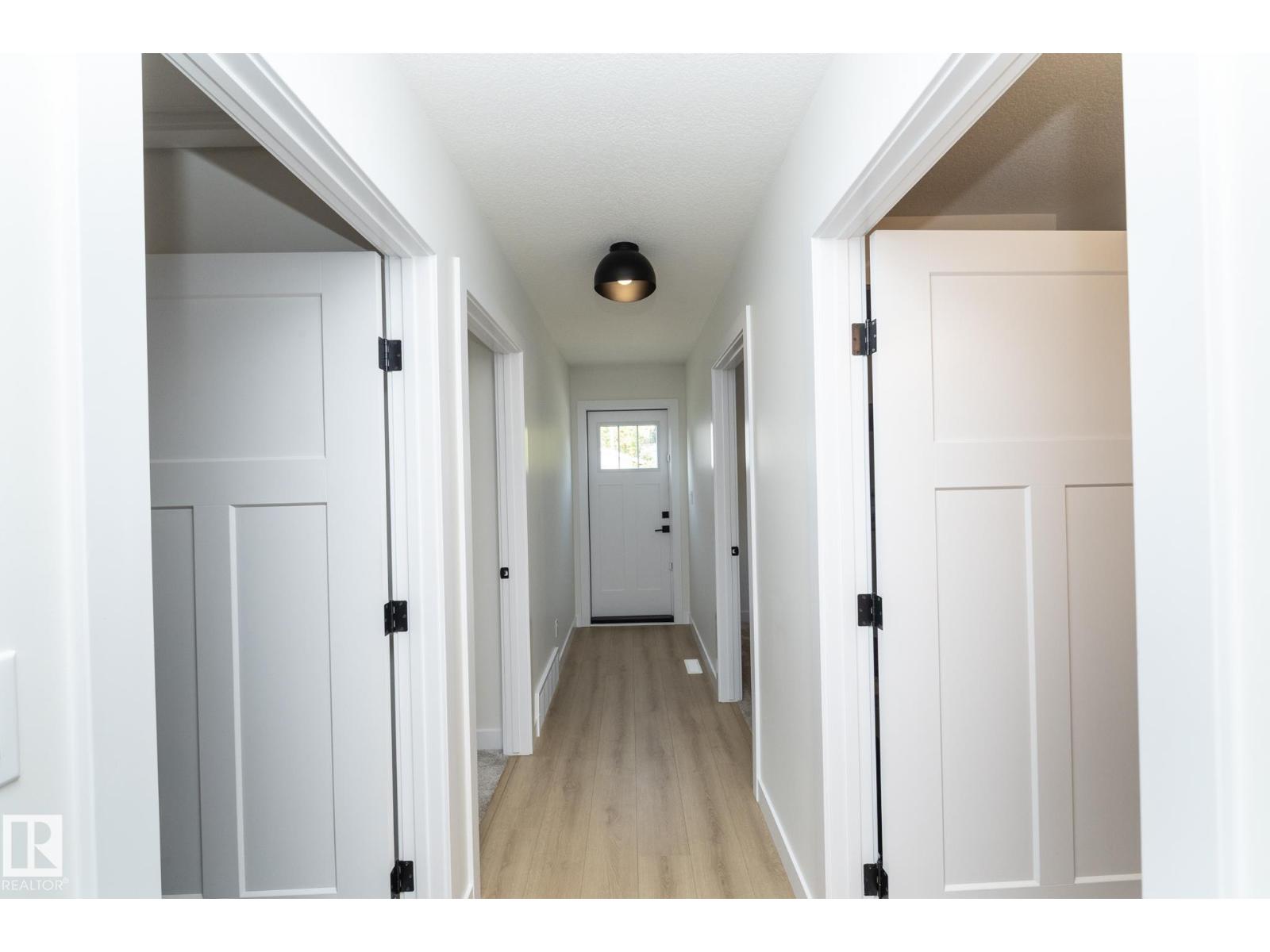 56 BRAZEAU DR, Devon