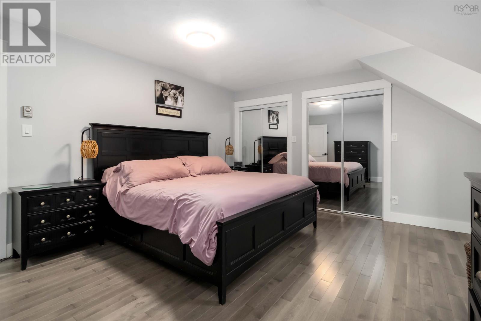 Property 32 of 46 of 17 BELL Avenue