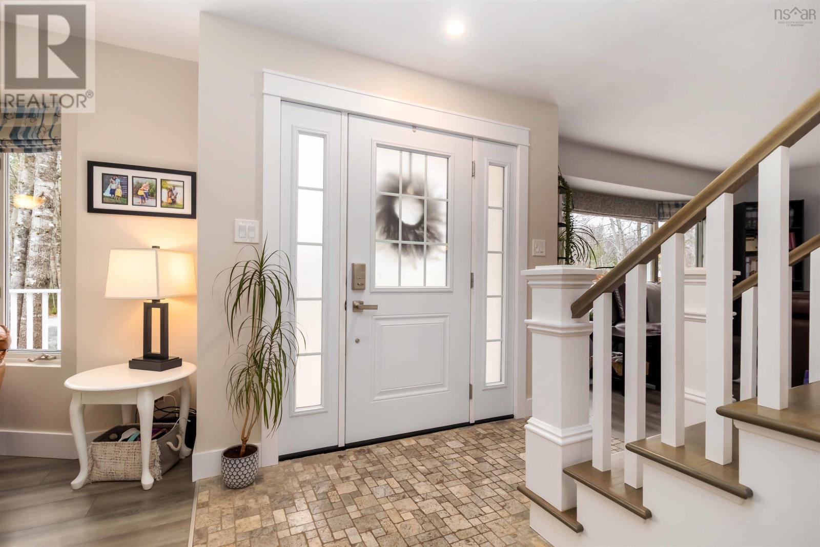 Property 7 of 46 of 17 BELL Avenue