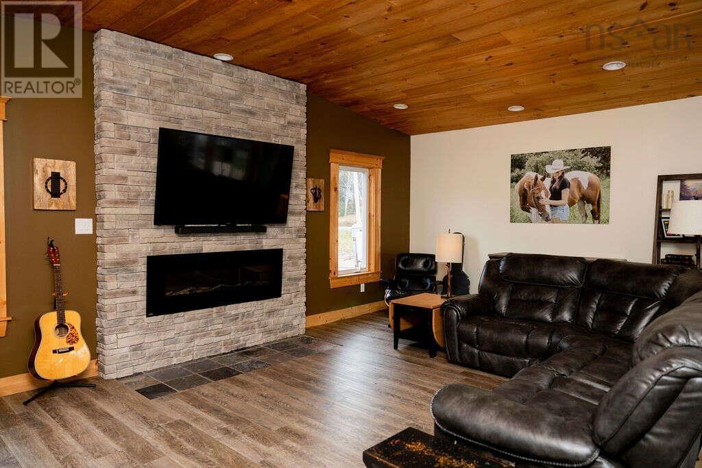 Property 7 of 36 of 135 Black Rock Road