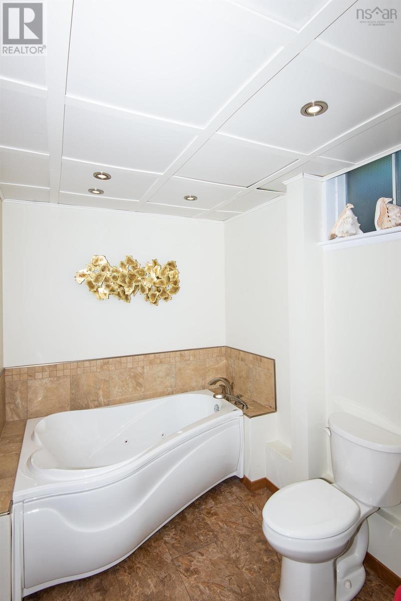 Property 9 of 43 of 532 Saulnierville Road