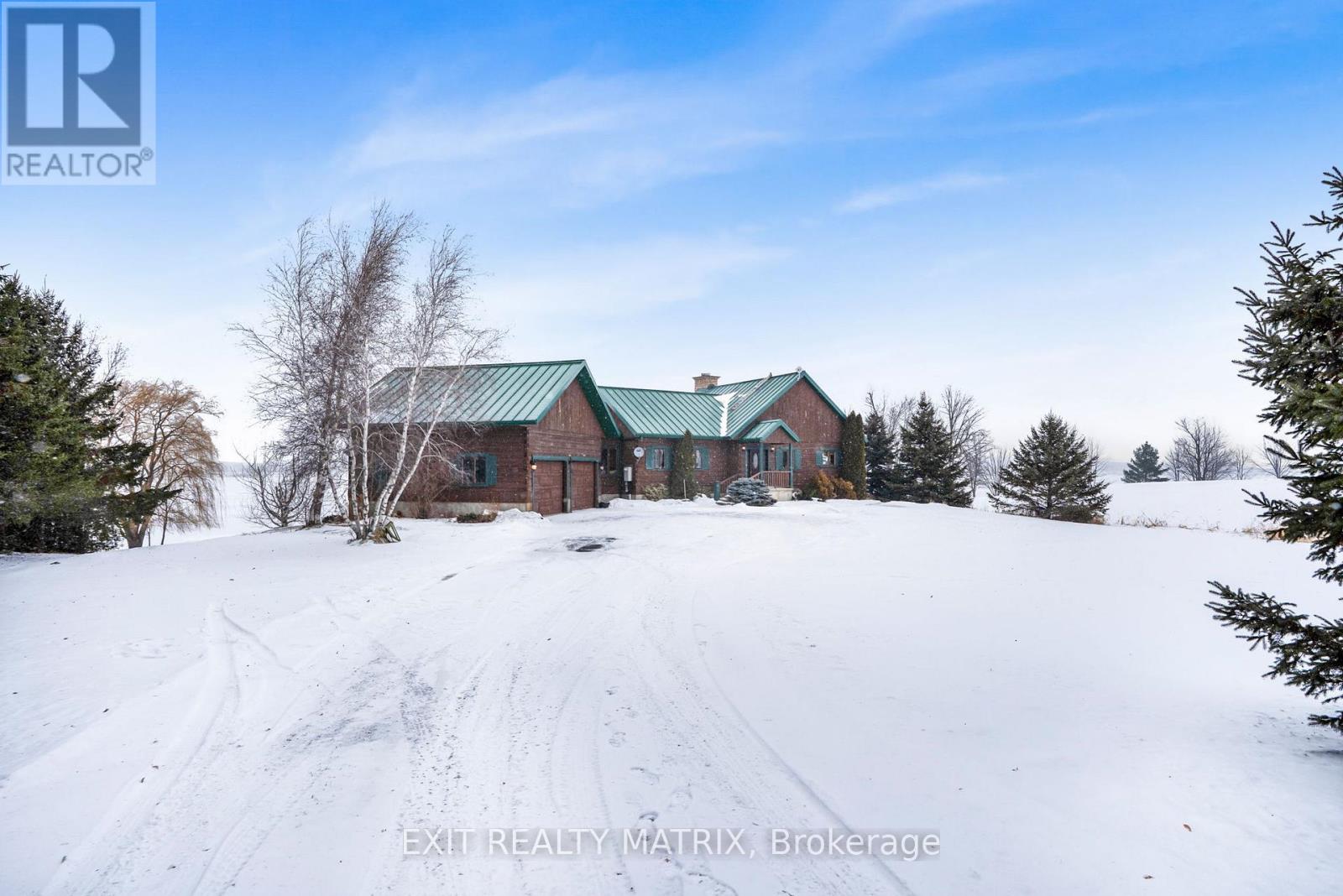 353 CHEMIN DU DOMAINE ROAD - Photo 2 of 39, Alfred and Plantagenet, Ontario