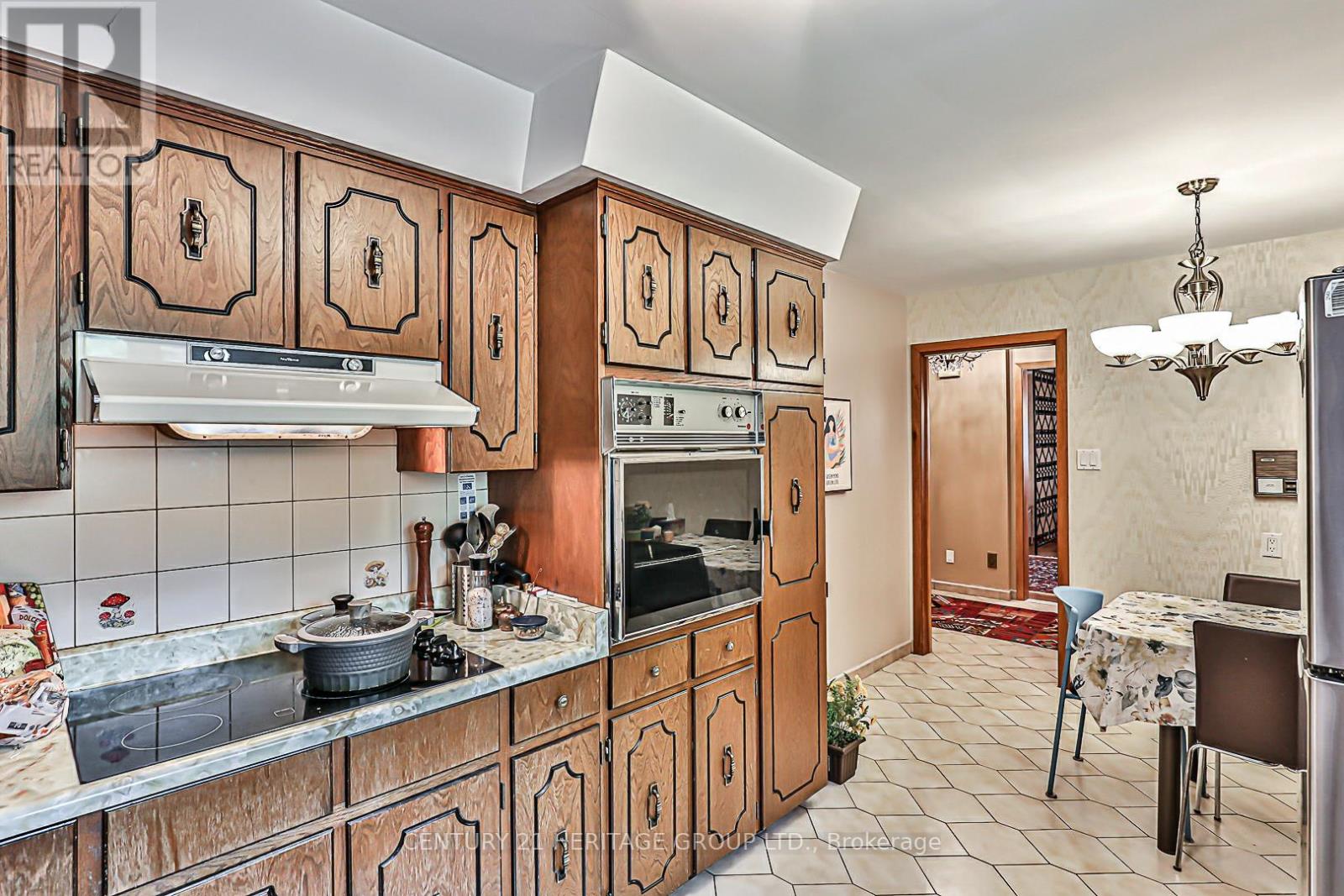 40 WELDRICK ROAD W - 10