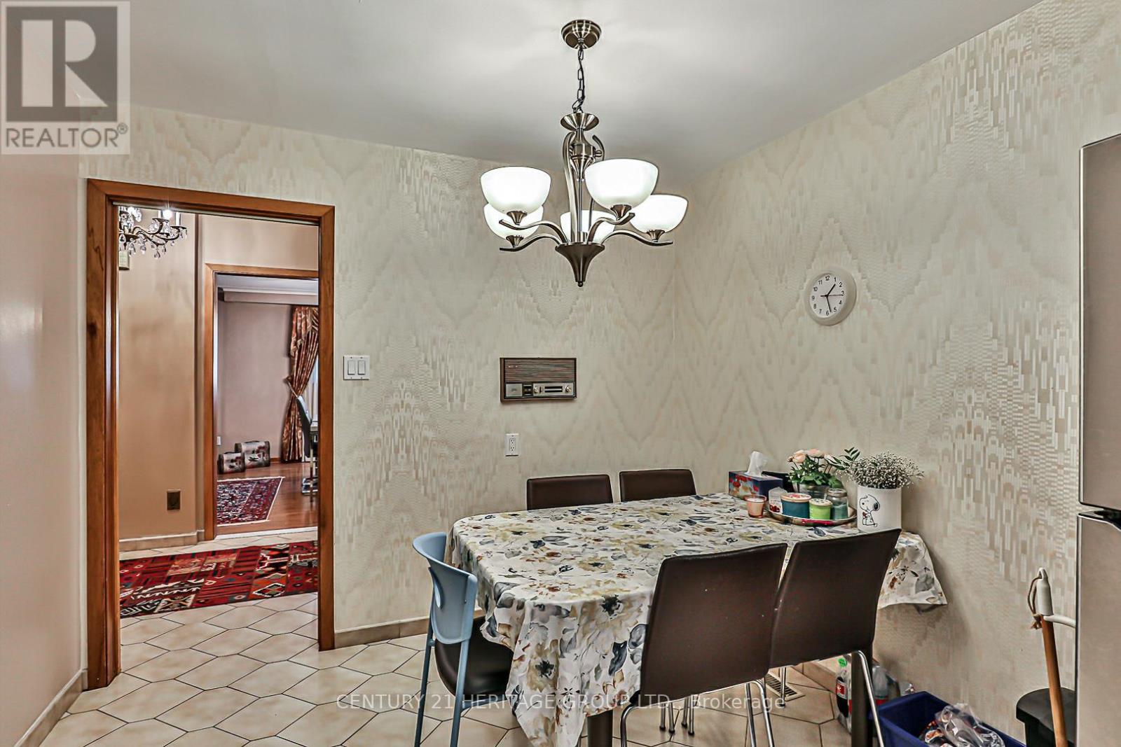 40 WELDRICK ROAD W - 11
