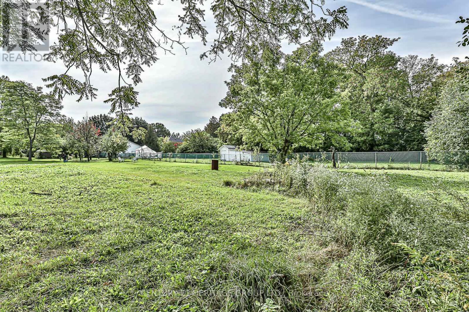 40 WELDRICK ROAD W - 27