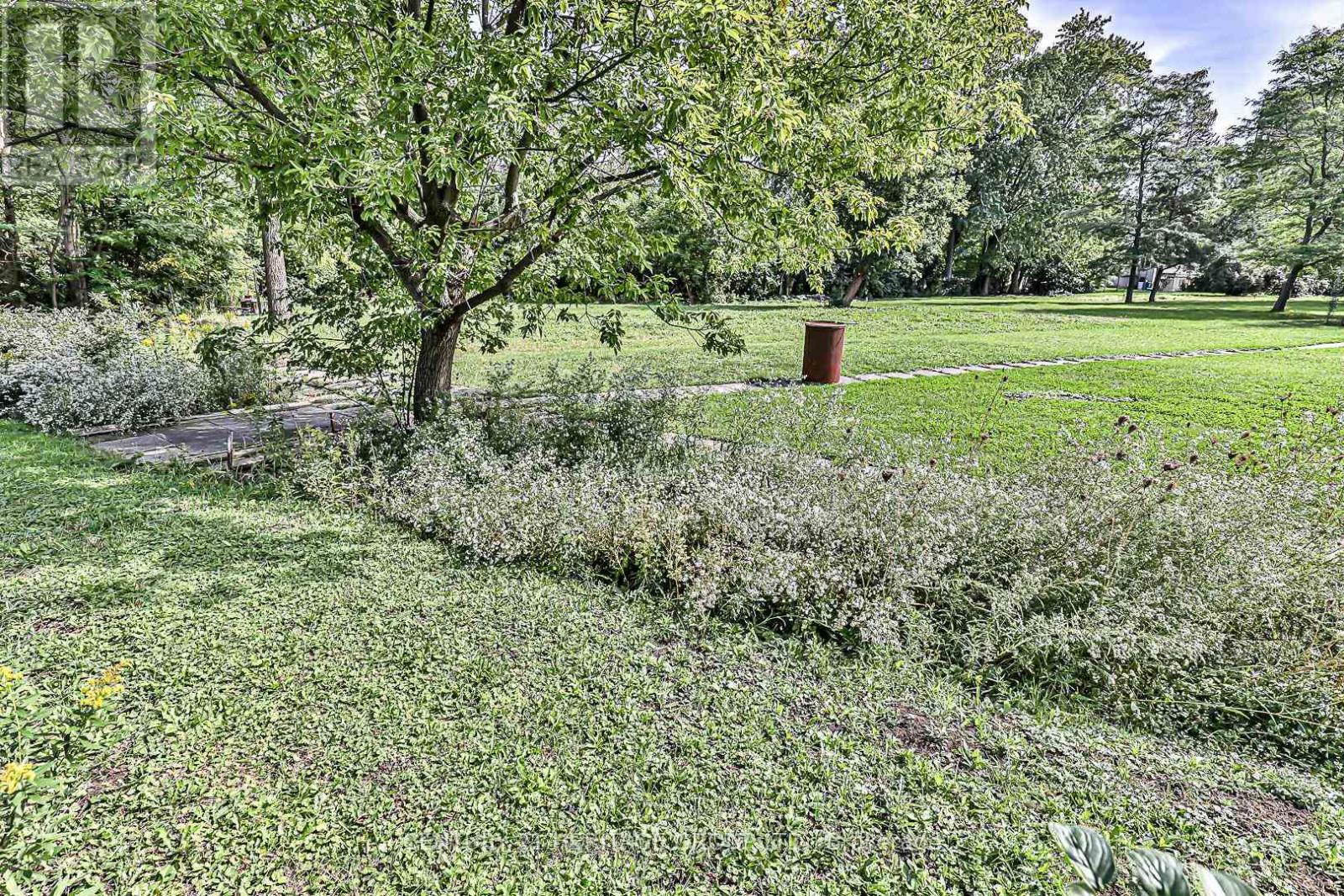 40 WELDRICK ROAD W - 28