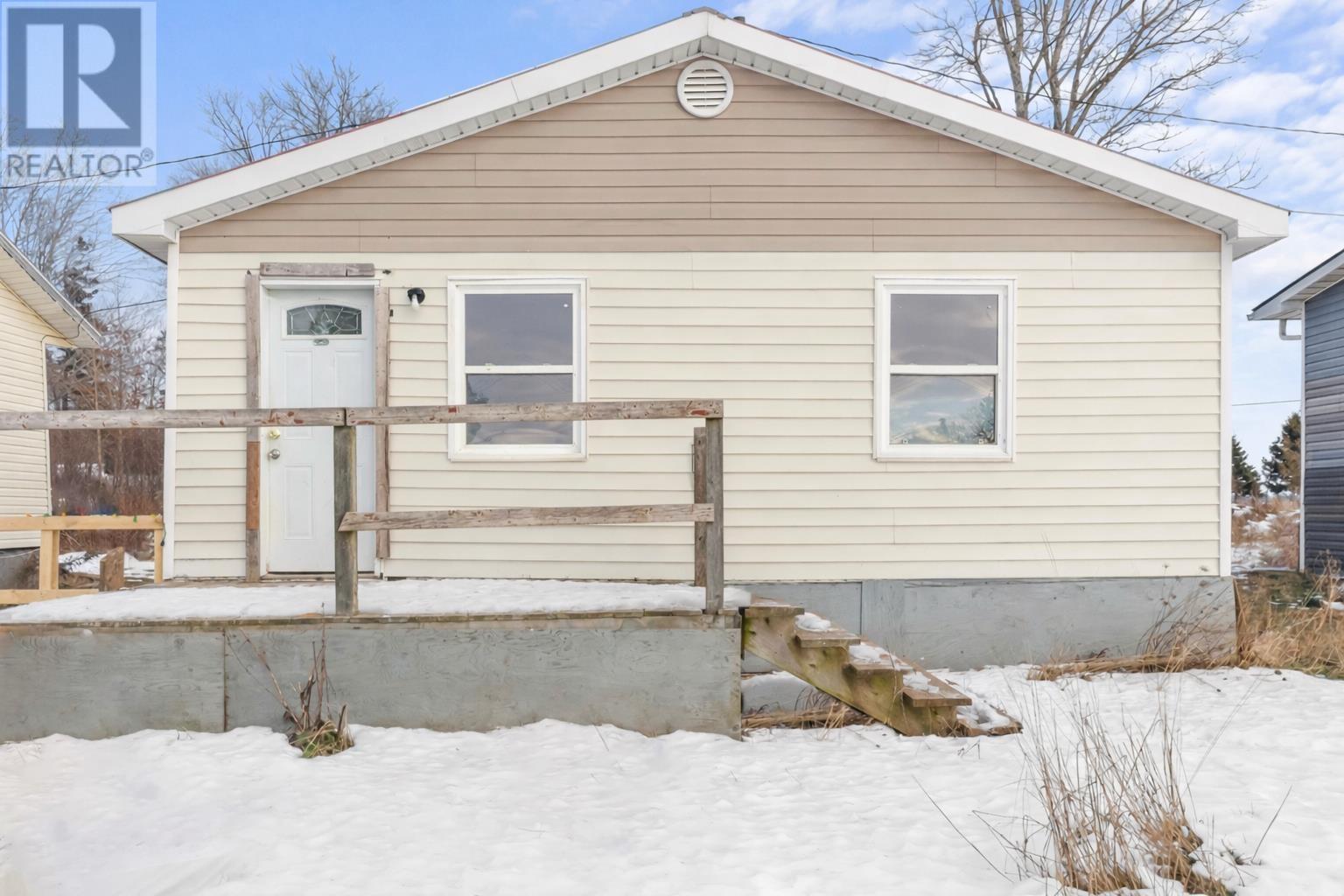 1642 Brackley Point Road - 1