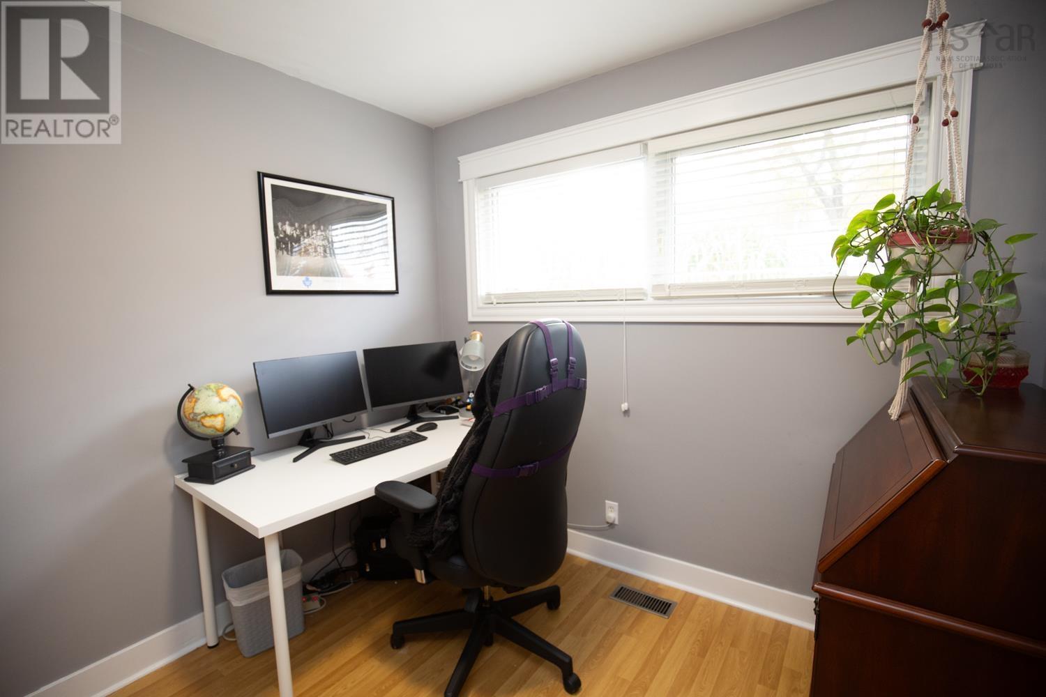 Property 20 of 49 of 30 SOUTH Street