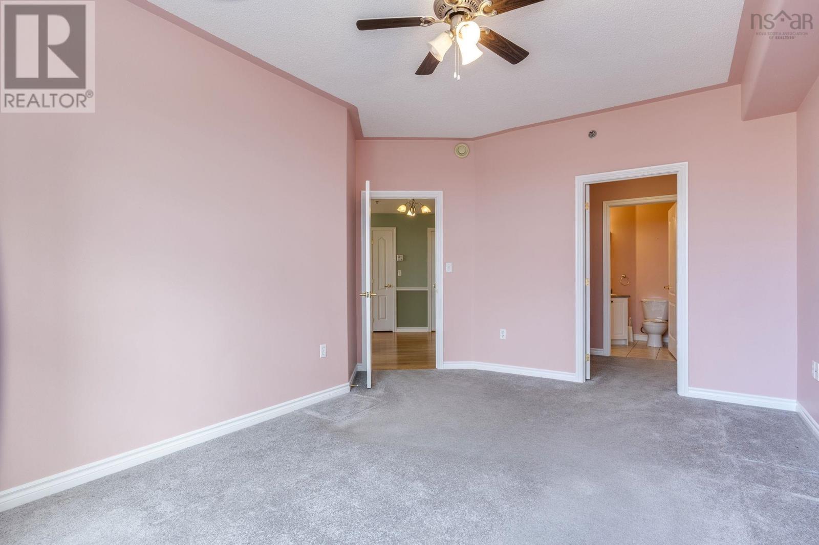 Property 23 of 39 of 409 114 Regency Park Drive