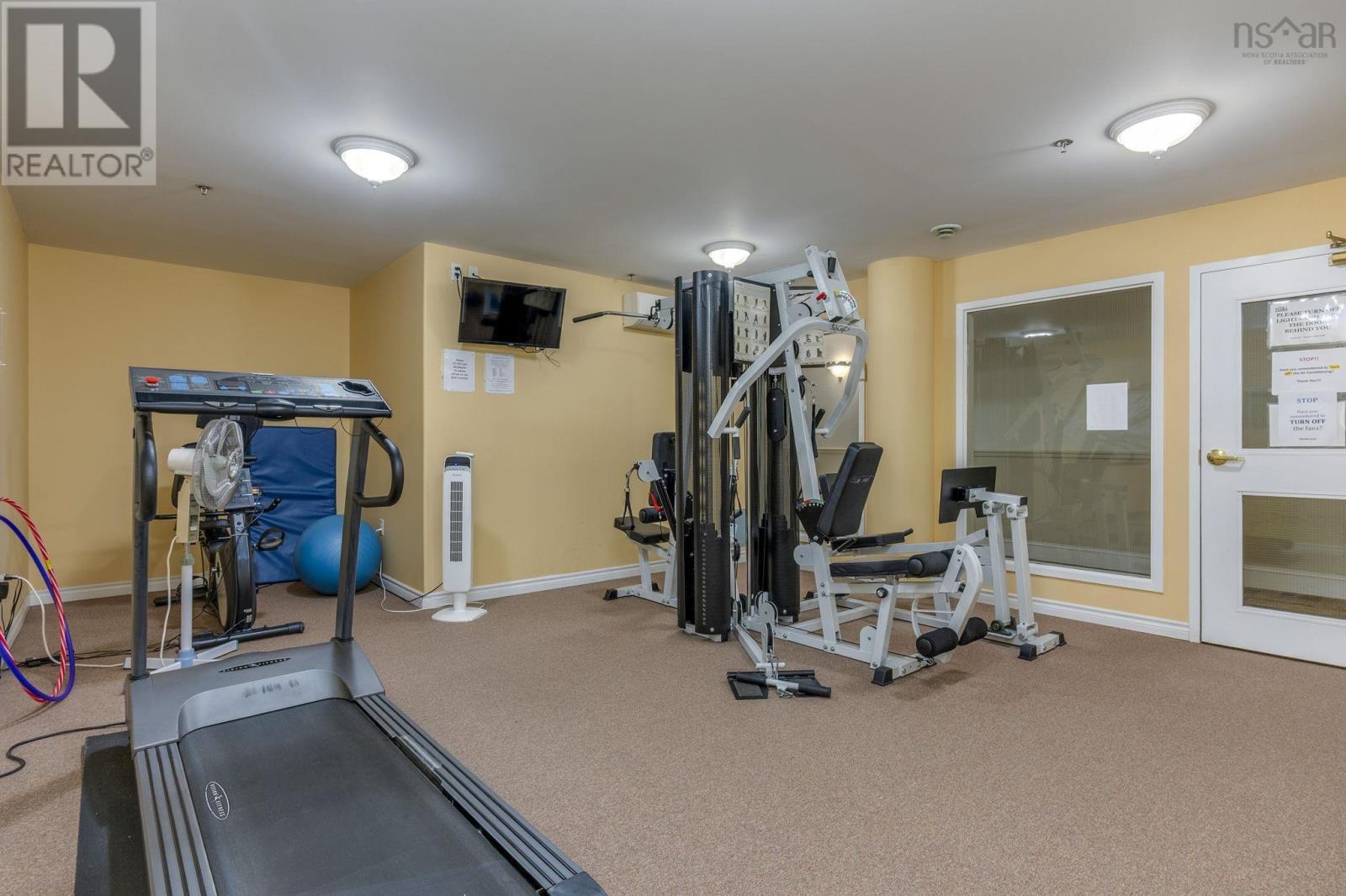 Property 37 of 39 of 409 114 Regency Park Drive