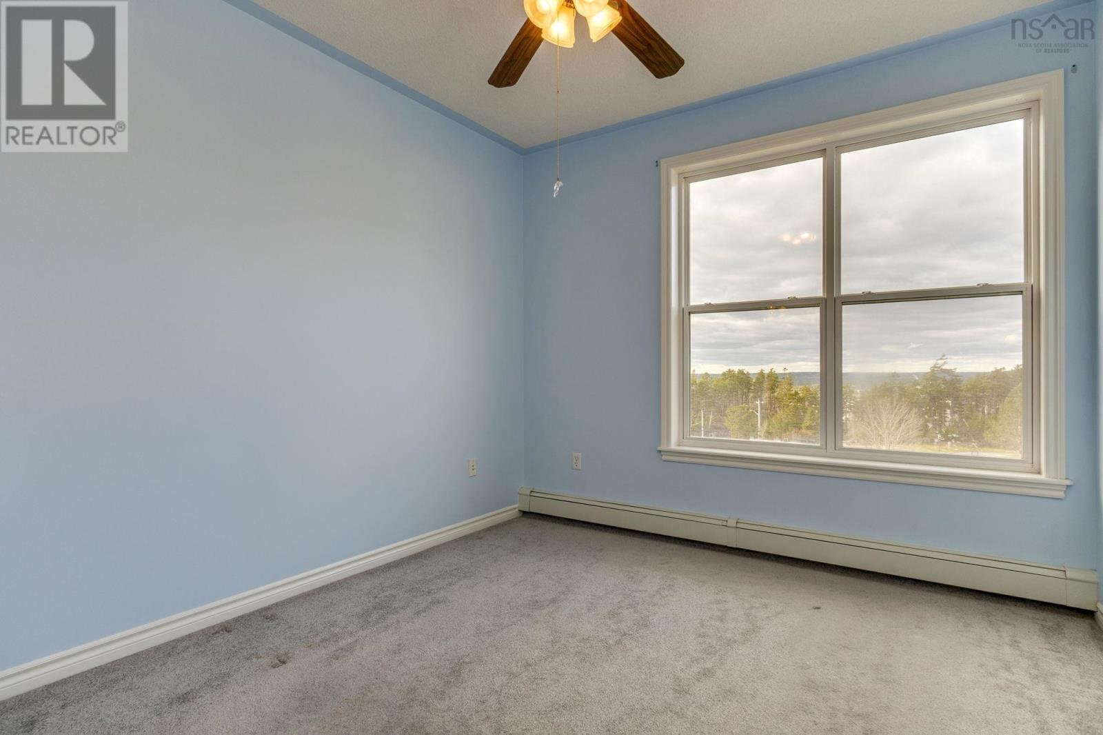 Property 28 of 39 of 409 114 Regency Park Drive