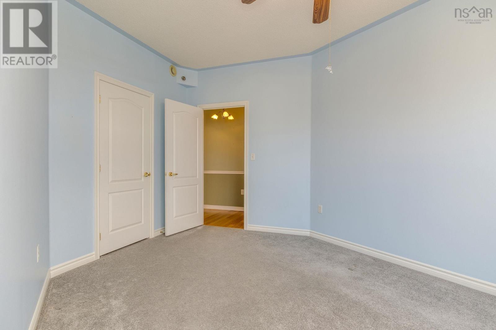 Property 29 of 39 of 409 114 Regency Park Drive