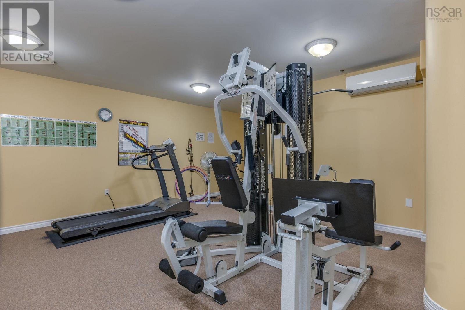 Property 36 of 39 of 409 114 Regency Park Drive