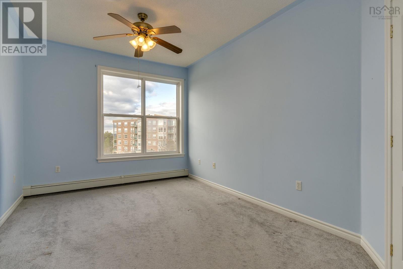 Property 27 of 39 of 409 114 Regency Park Drive