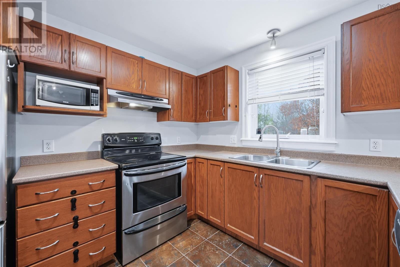 Property 31 of 42 of 17A Hartlen Avenue