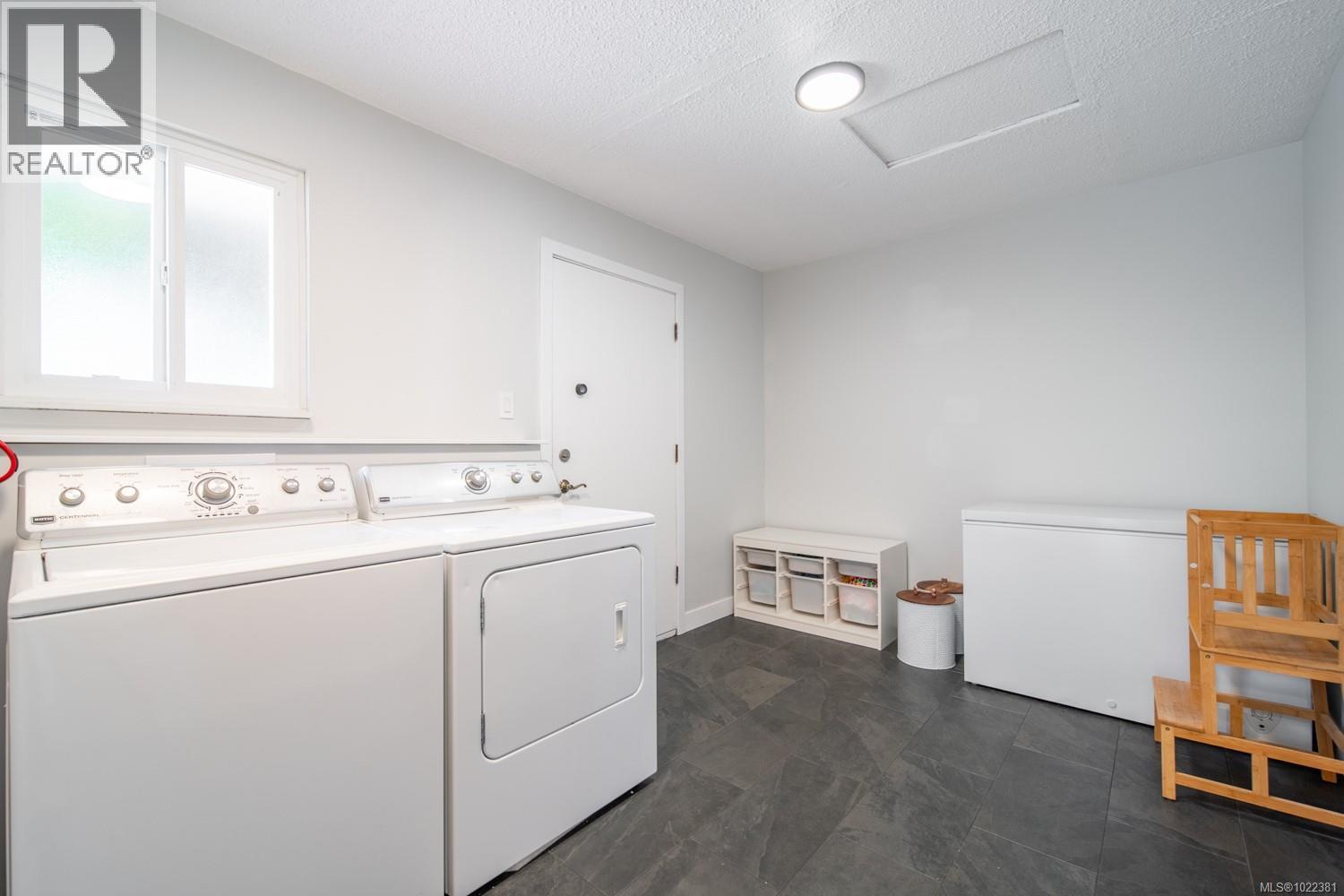 3603 SUNRISE Pl, Nanaimo