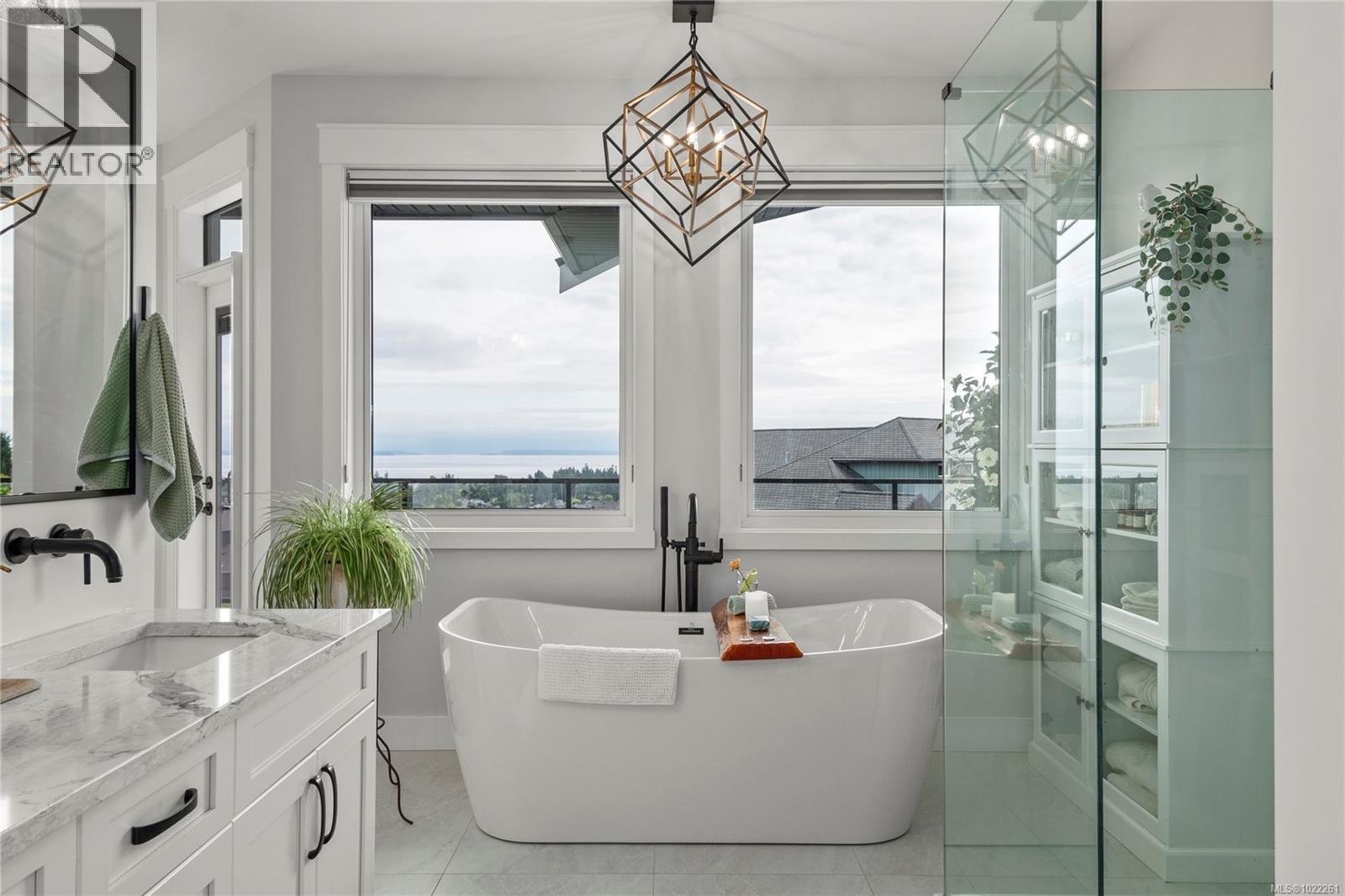 2784 Penfield Rd, Campbell River