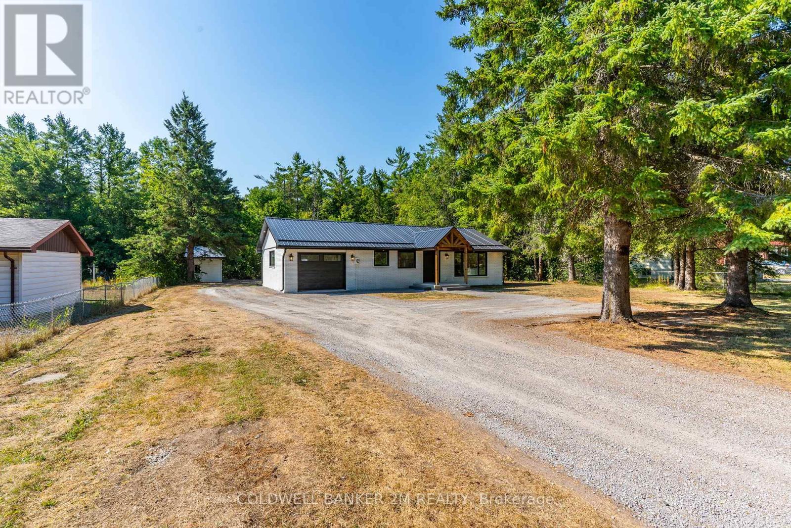 2812 County Rd 48 photo 2