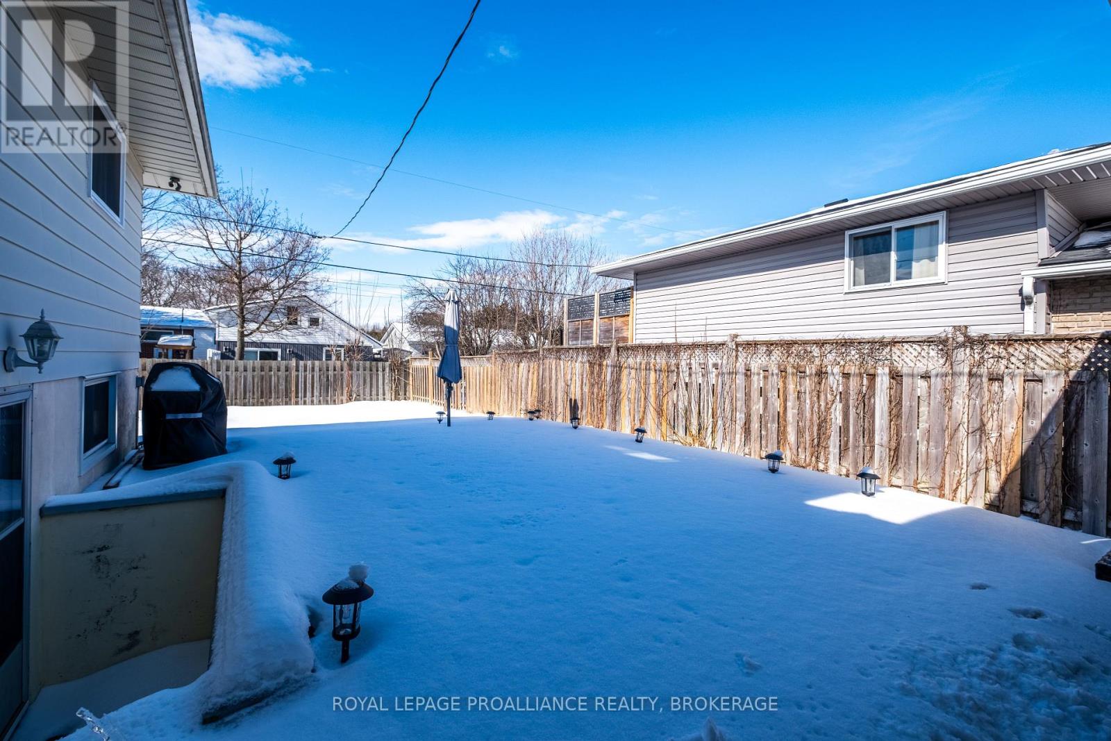 687 HARROW PLACE - 30