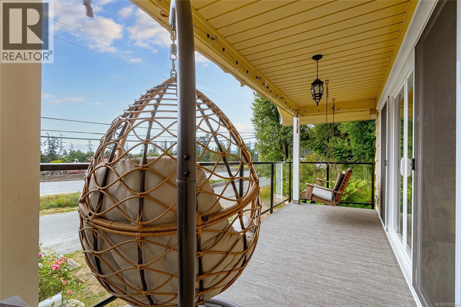 1892 Swartz Bay Rd, North Saanich