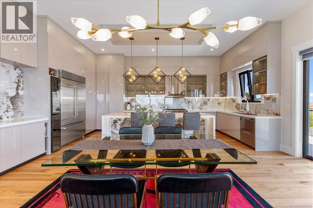 116 Sharon Pl, Nanaimo