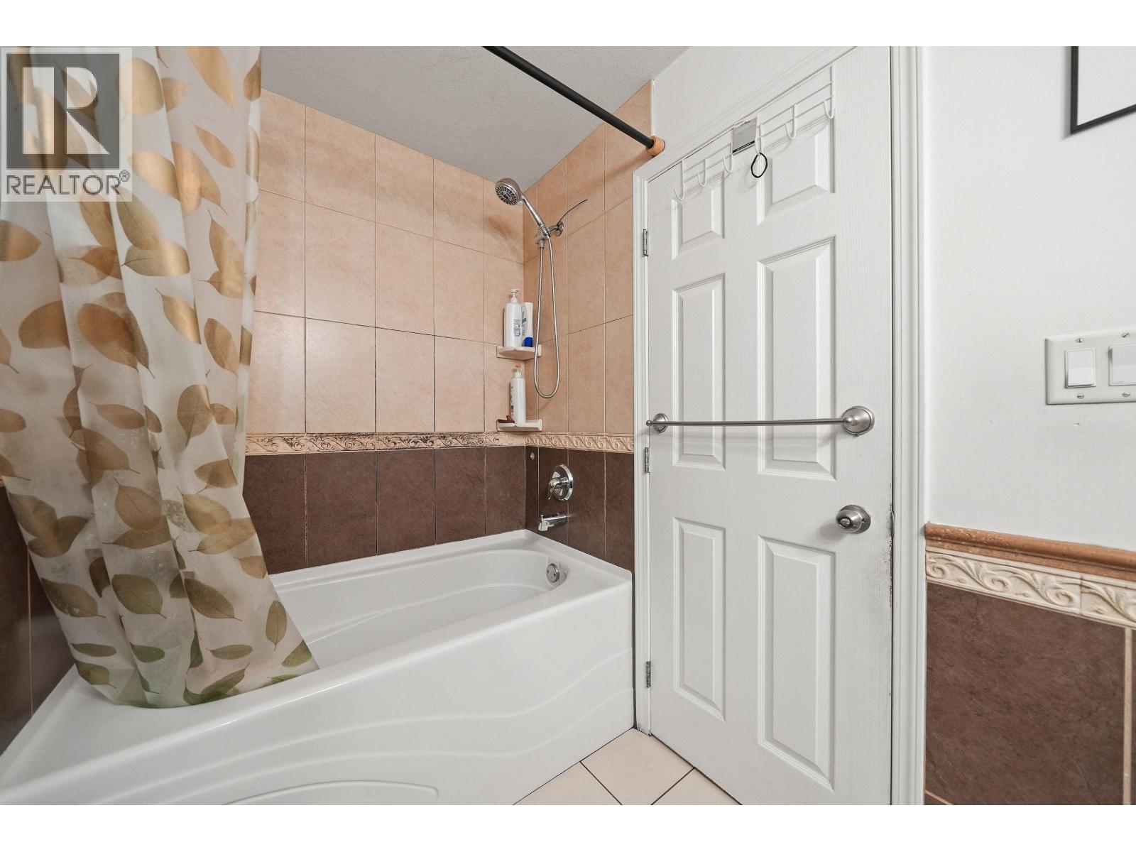 2 1383 BRUNETTE AVENUE, Coquitlam