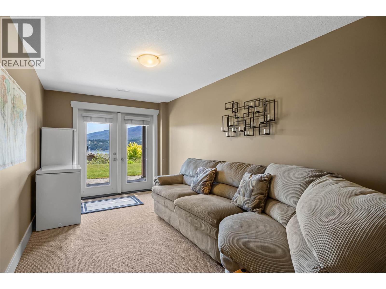 #198 2633 SQUILAX ANGLEMONT ROAD - 20